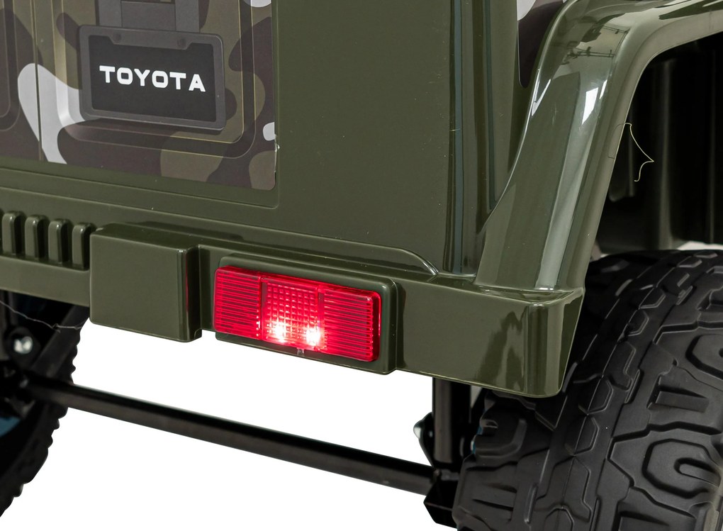 Ramiz Elektrické autíčko Toyota FJ Cruiser maskáčové + ovládač + pohon 4x4 + LED a audio + EVA kolesá + plynulý rozjazd
