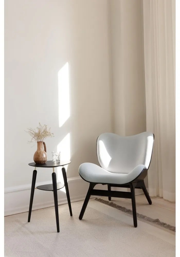 Svetlosivé kreslo A Conversation Piece – UMAGE