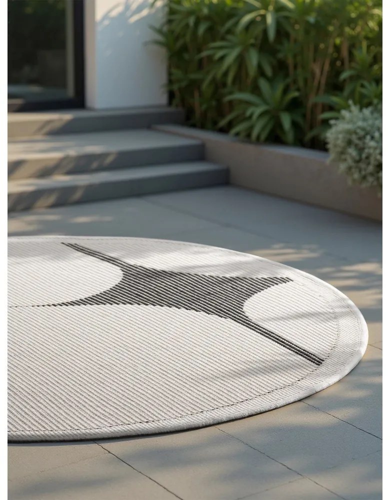Čierno-biely okrúhly vnútorný a vonkajší koberec ø 160 cm Duet Bowen – NORTHRUGS