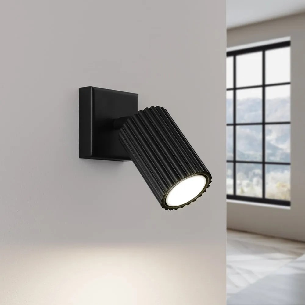 Čierne nástenné svietidlo Gleam – Nice Lamps
