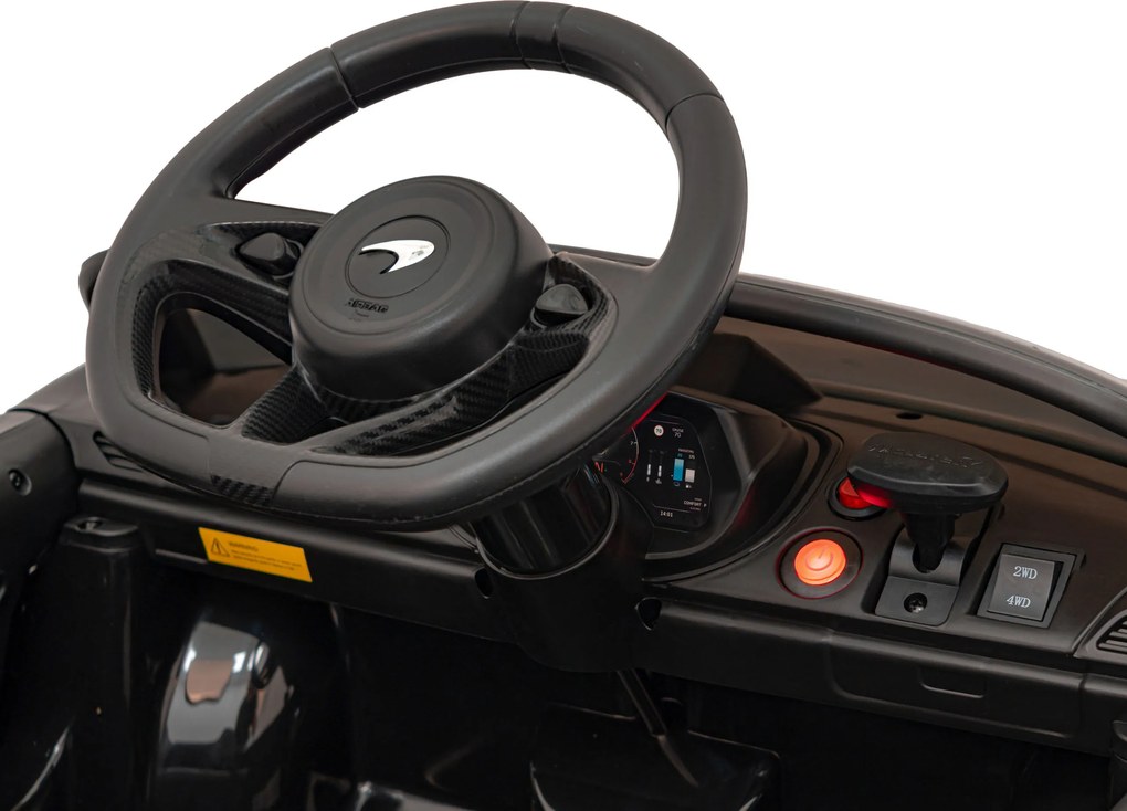 Ramiz McLaren Artur batéria pre deti čierna + pohon 4x4 + diaľkové ovládanie + pomalý štart + EVA + LED Audio