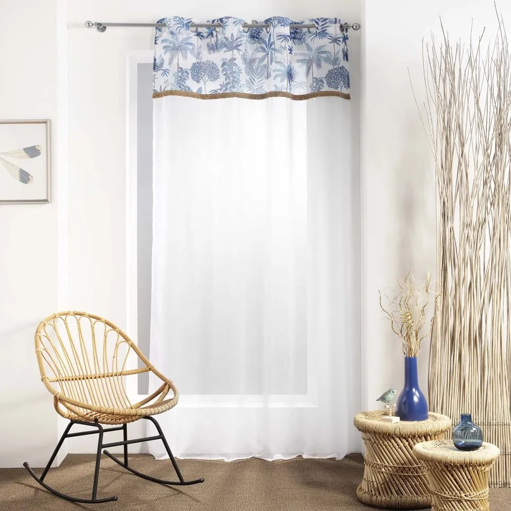 Bielo-modrá voálová záclona 140x240 cm Amazonia – douceur d'intérieur