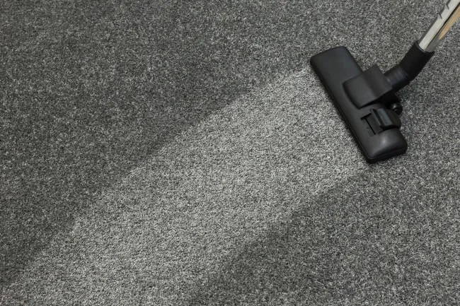 Metrážny koberec LAGO TERMO 36889 sivý