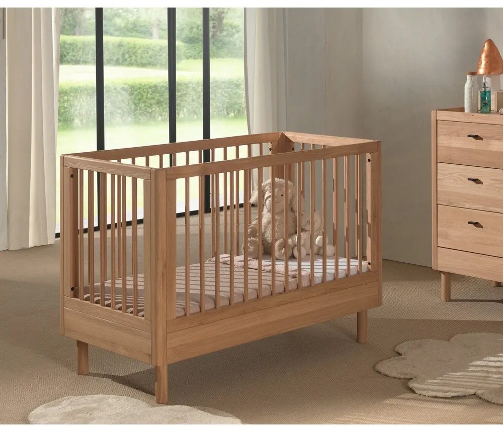 Postieľka z dubového dreva s nastaviteľnou výškou 60x120 cm v prírodnej farbe Forrest – Vipack