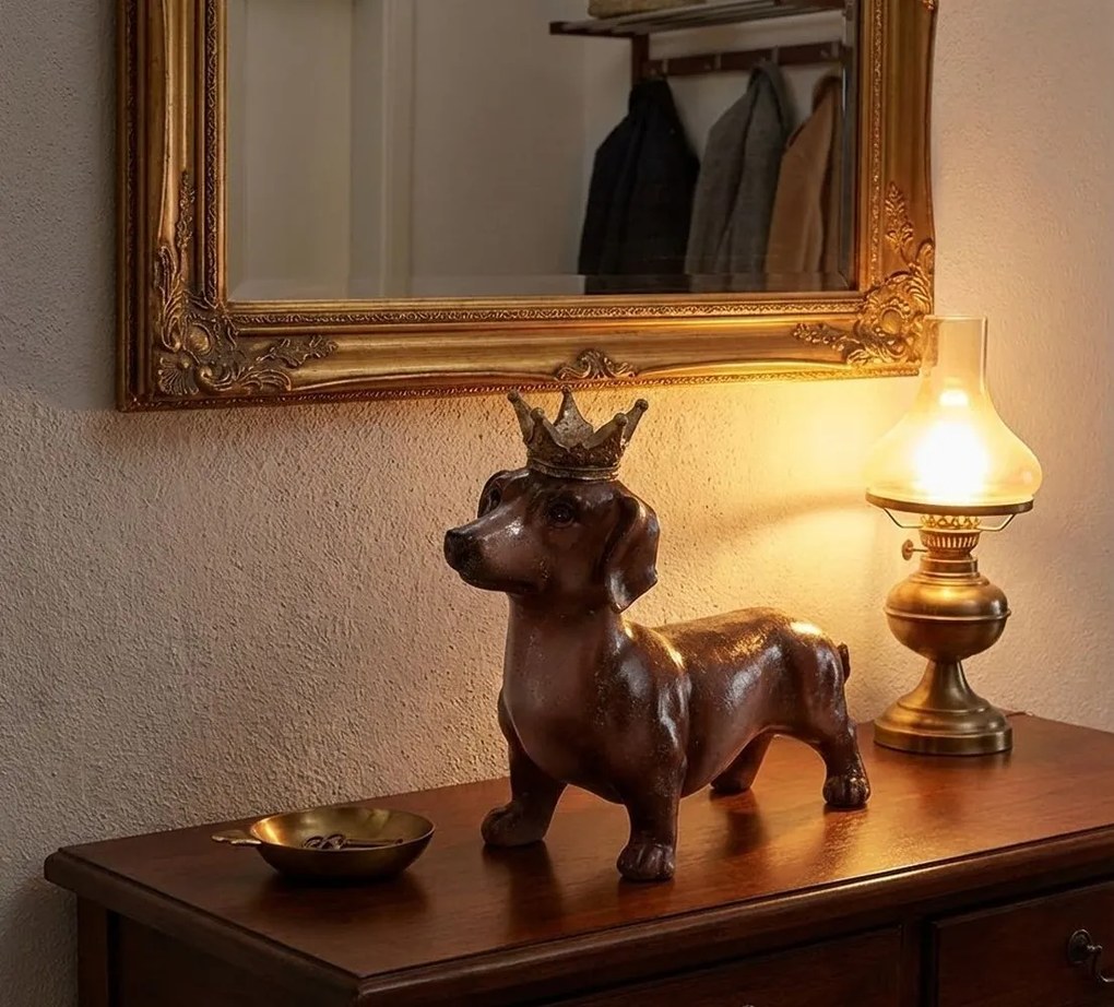 Hnedá dekorácia jazvečík s korunkou Dachshund - 35*14*28 cm