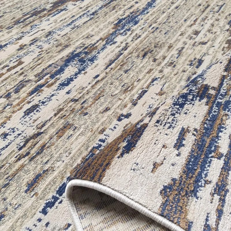 Dizajnový koberec s melírovaním hnedej béžovej a modrej farby