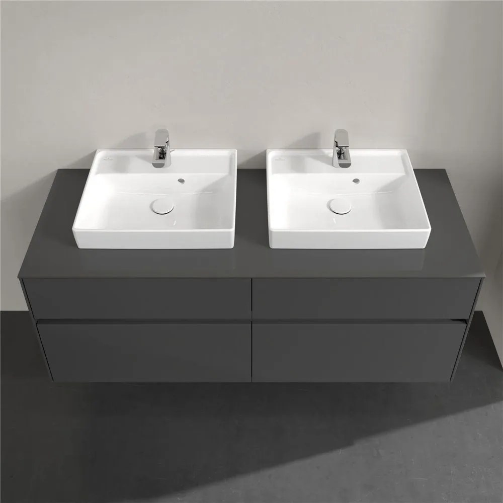 VILLEROY &amp; BOCH Collaro závesná skrinka pod dve umývadlá na dosku, 4 zásuvky, s LED osvetlením, 1400 x 500 x 548 mm, Glossy Grey, C076B0FP