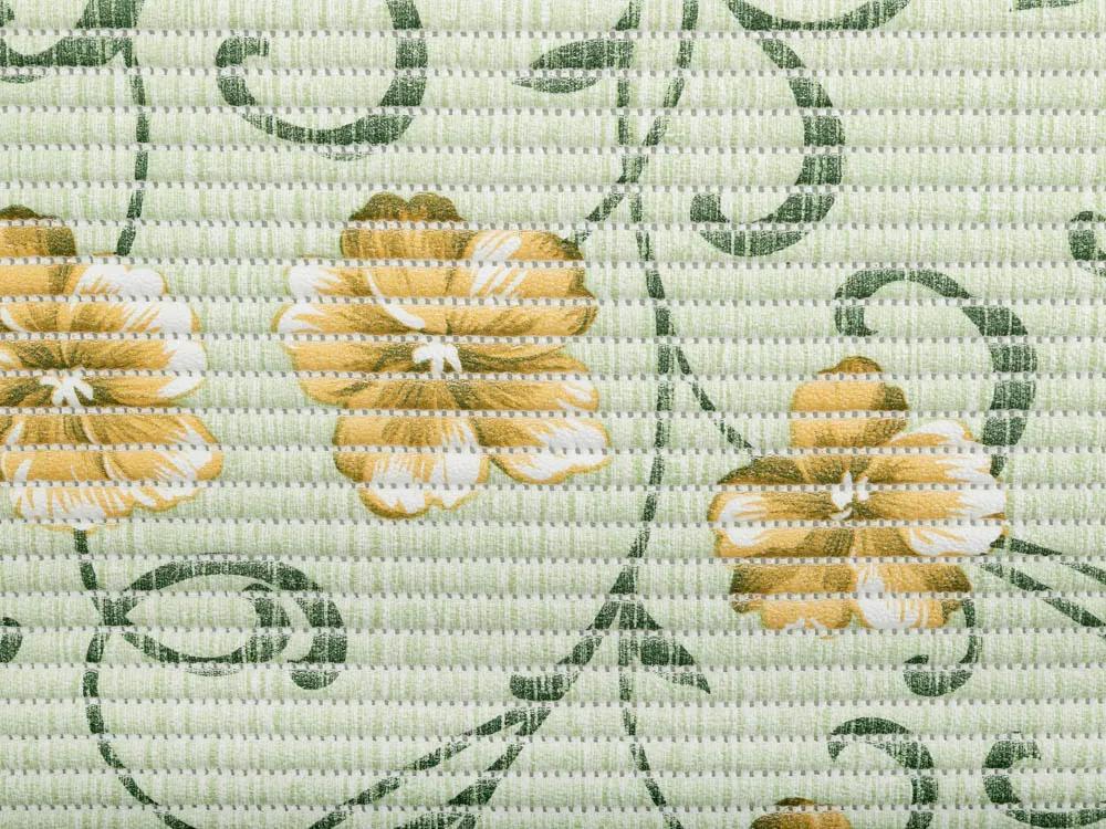 Kúpeľňová penová rohož / predložka PRO-065 Popínavé kvety na zelenom - metráž šírka 65 cm