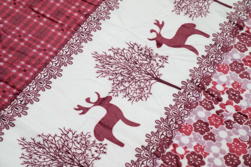 Mikroplyšové obliečky Vianoční sobi vínové