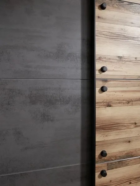 Šatník s posuvnými dverami Dover, 270 cm, zrubová doska / tmavý betón