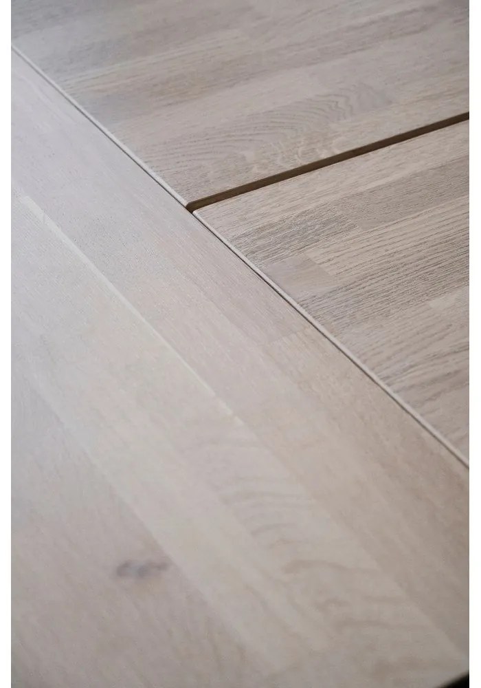 Rozkladací jedálenský stôl s doskou z dubového dreva 220x100 cm Carradale - Rowico