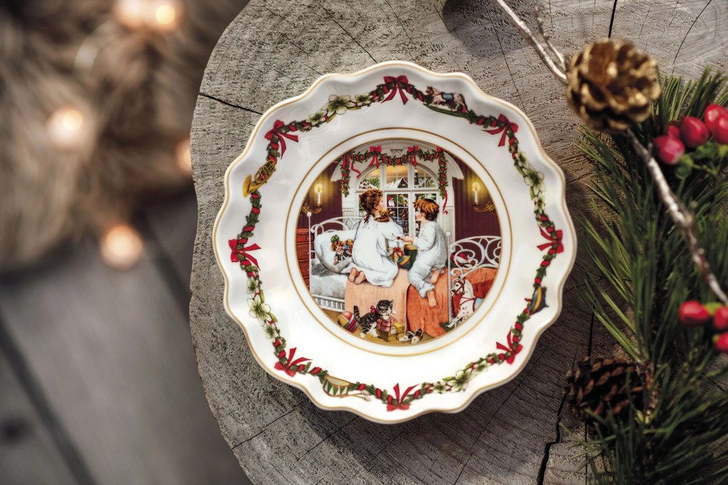 Miska Annual Christmas Edition 16 cm