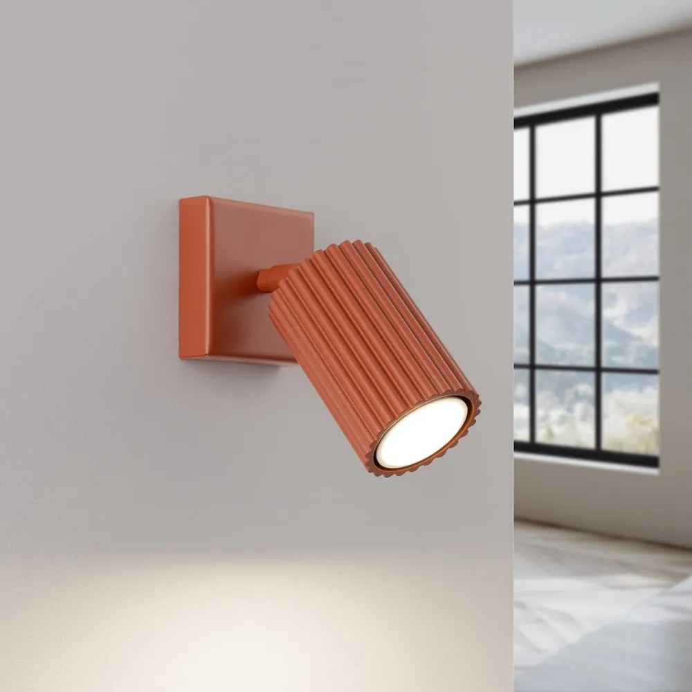 Nástenné svietidlo v tehlovej farbe Gleam – Nice Lamps