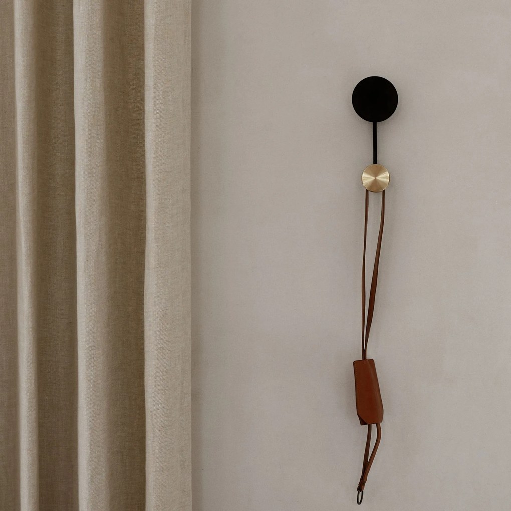 Audo Copenhagen Vešiak Afteroom Black/Brass – small