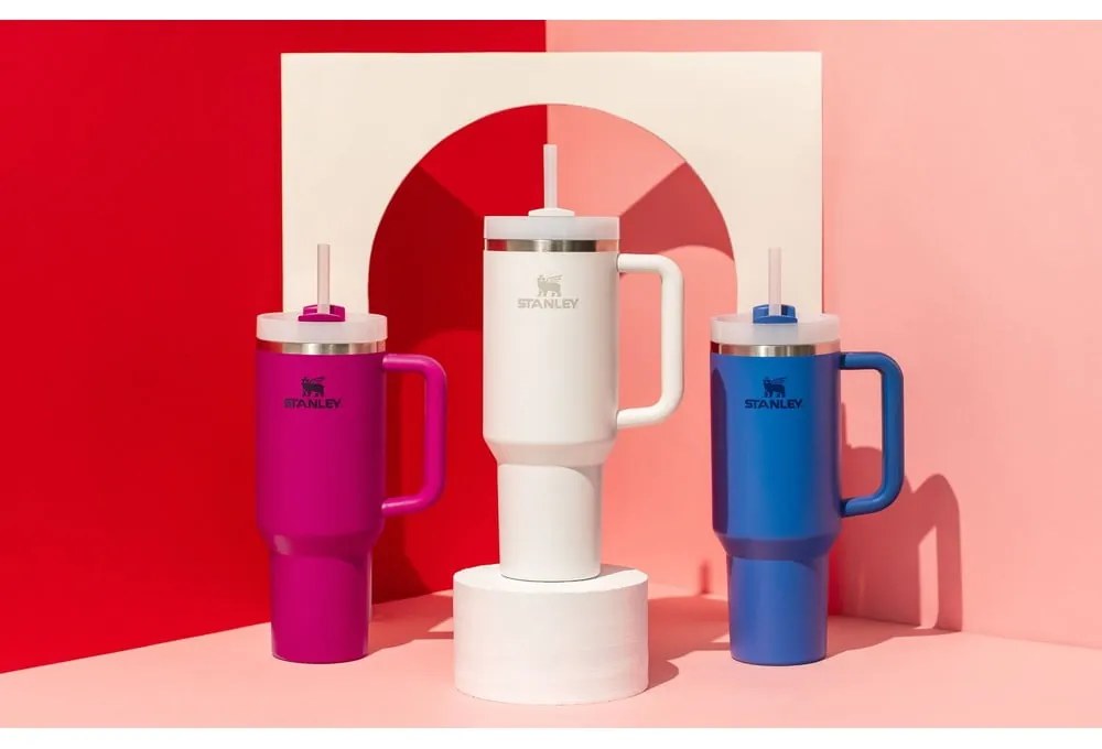 Biela termoska so slamkou z nehrdzavejúcej ocele 1,18 l Quencher H2.0 FlowState Tumbler Frost – Stanley