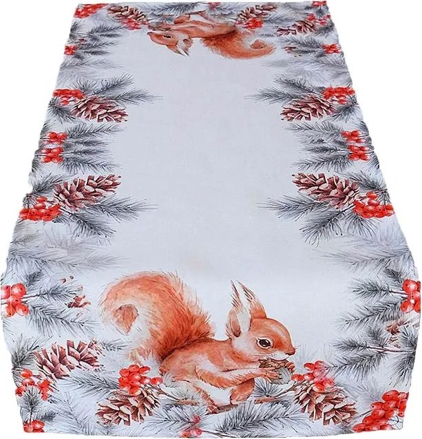 Obrus Veverička v ihličí 40 × 90 cm