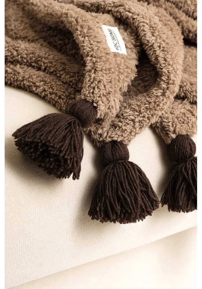 Hnedý mikroplyšový pléd na dvojlôžko 200x220 cm Pufffy – Mijolnir