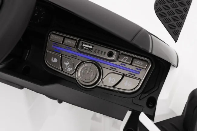 Elektrické autíčko Land Rover Defender biele
