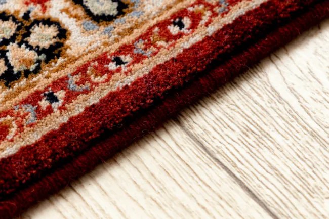 Koberec KESHAN Fredzle, Ornament, ramka orientálny 7573/53577 bordo / granát