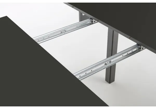 Jedálenský stôl CALMIO čierny