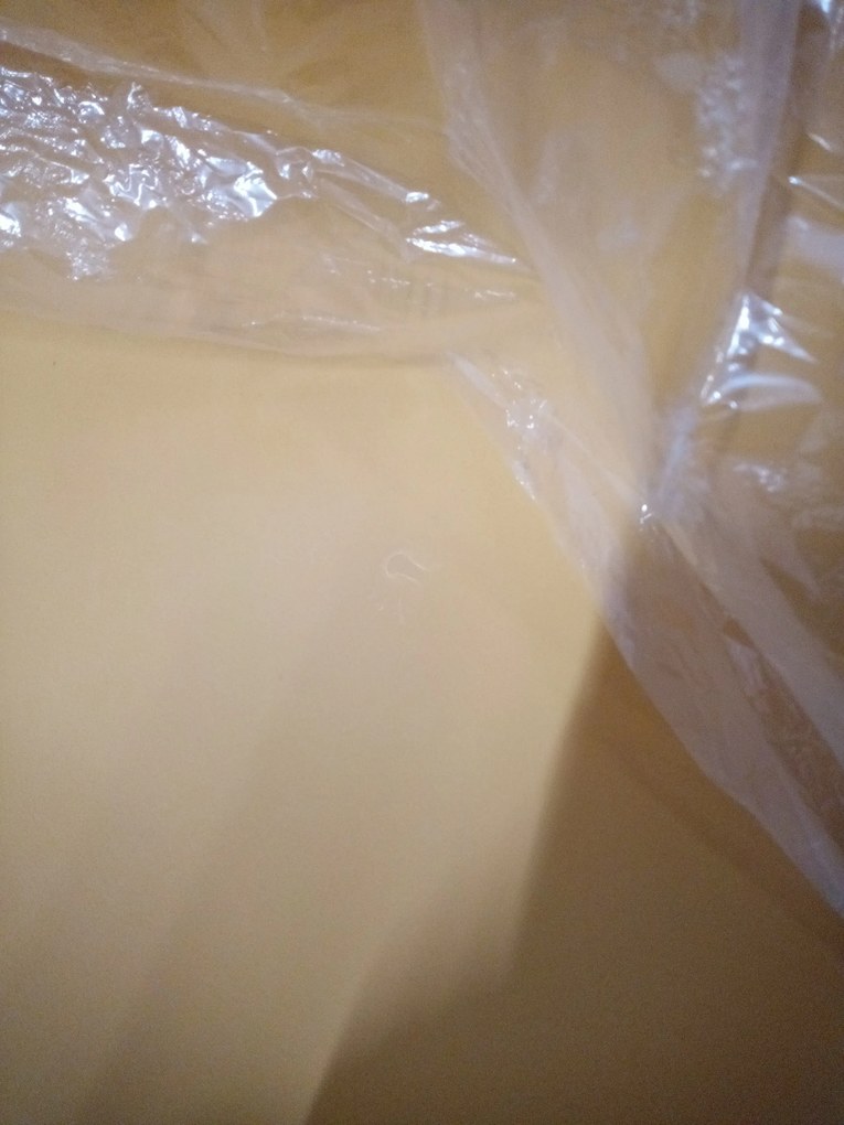 AKCIA Horčicová stolička OSAKA s čiernymi nohami II. akosť