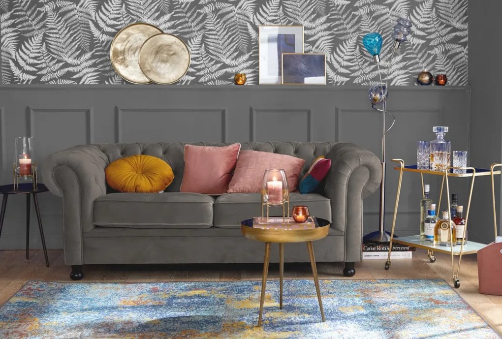 Pohovka Chesterfield, stredně šedá látka