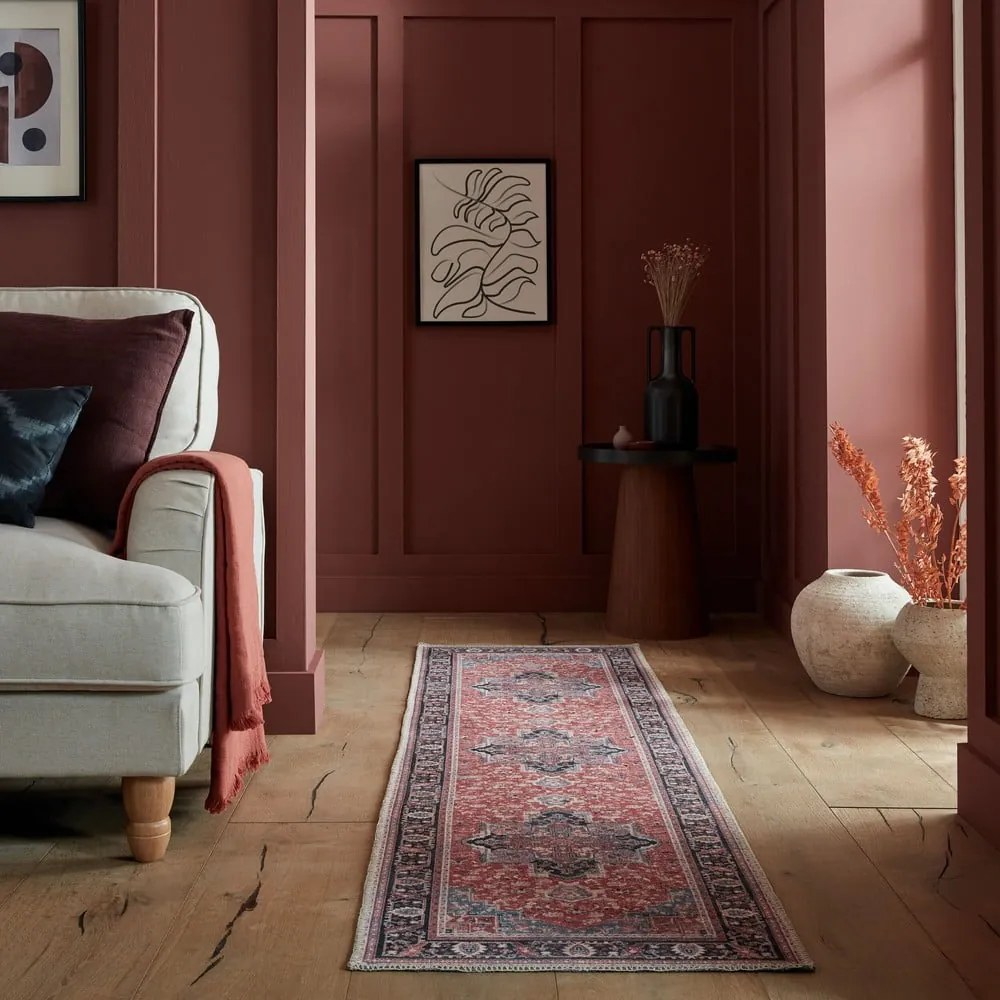 Vínovočervený umývateľný behúň s prímesou recyklovaných vlákien 60x230 cm Windsor – Flair Rugs