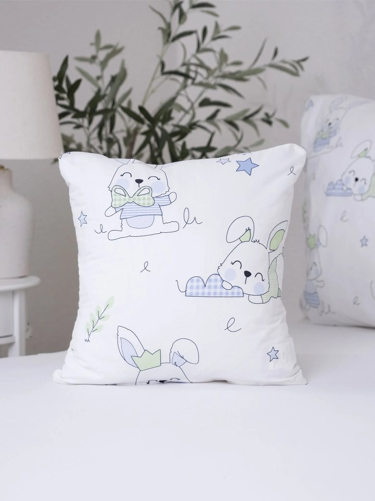 Bavlnená obliečka na vankúš Renforcé 40 × 40 cm - Zajačikovia modré