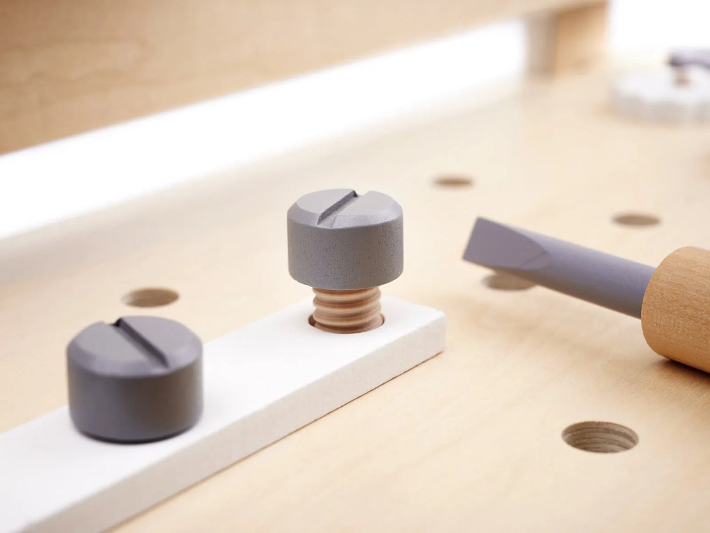 KIK Dřevěná dílna s nářadím na stole DIY set