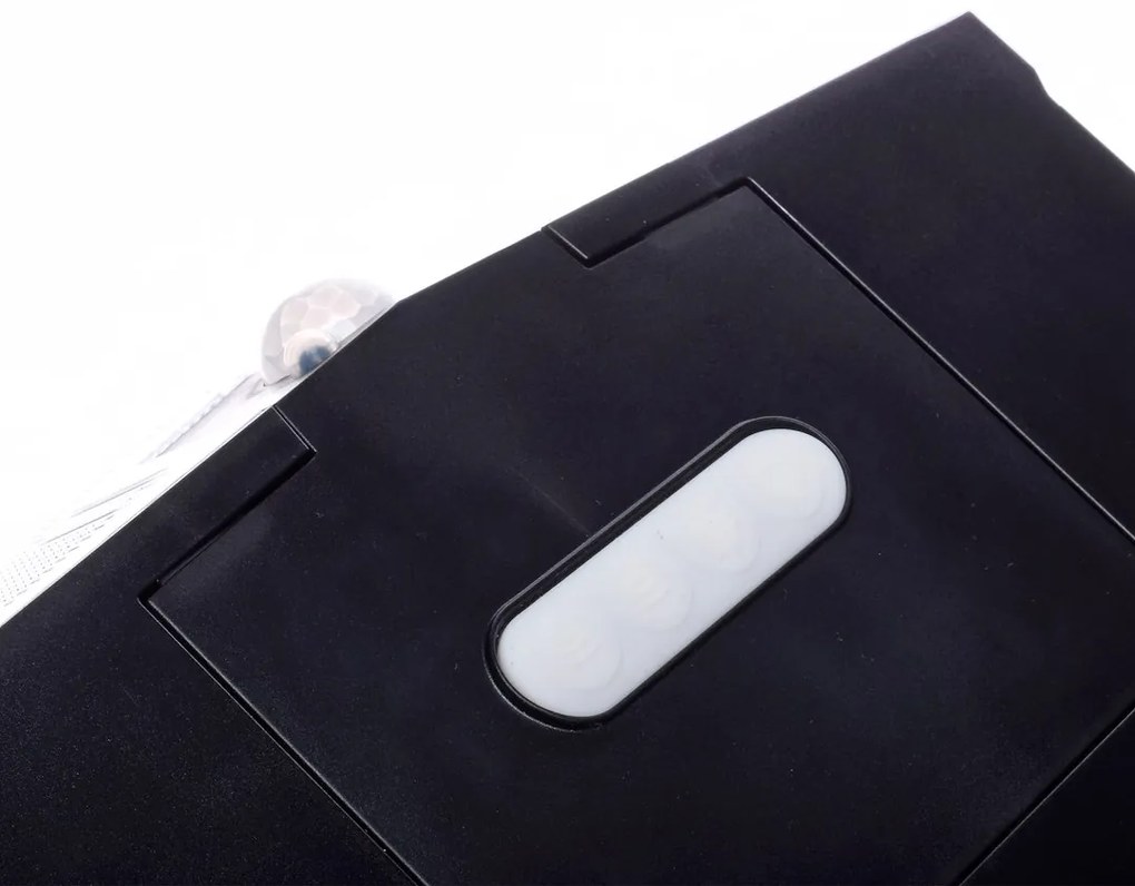 Exteriérové solárne nástenné LED svietidlo Solar, 1x LED 15w, čierna, pohybový senzor, ovládač