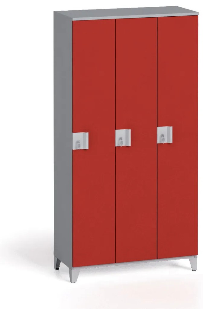 Šatníková skriňa S4, 3 oddiely, 1750 x 900 x 400 mm, demont, otočný zámok, sivá/červená