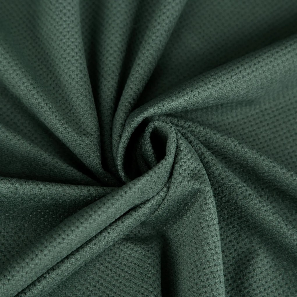 ZATEMŇOVACÍ ZÁVES NA KRÚŽKOCH MILO 140X250 CM ZELENÁ