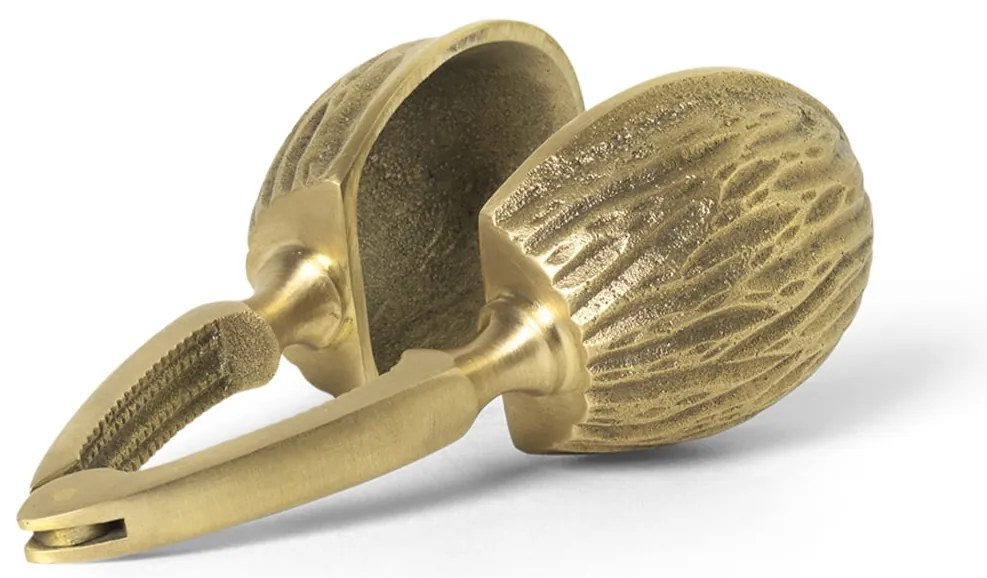 Ferm Living Luskáčik na orechy Forest Nut Brass