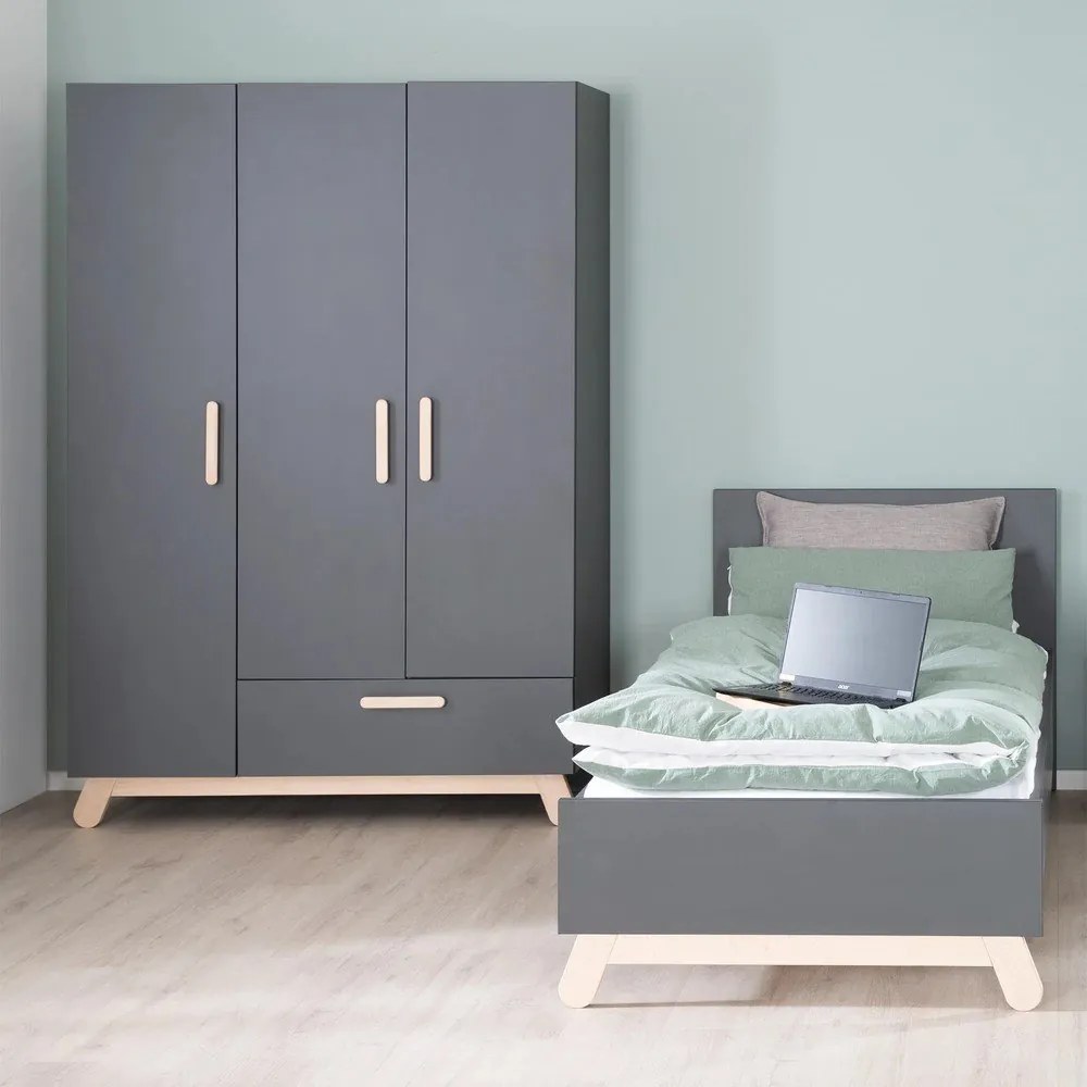 Čierna detská posteľ 90x200 cm Jar – Roba