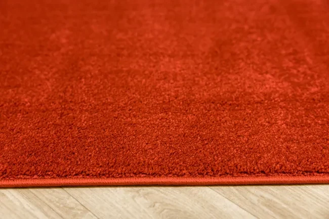 Koberec Lima 2081A Red červený