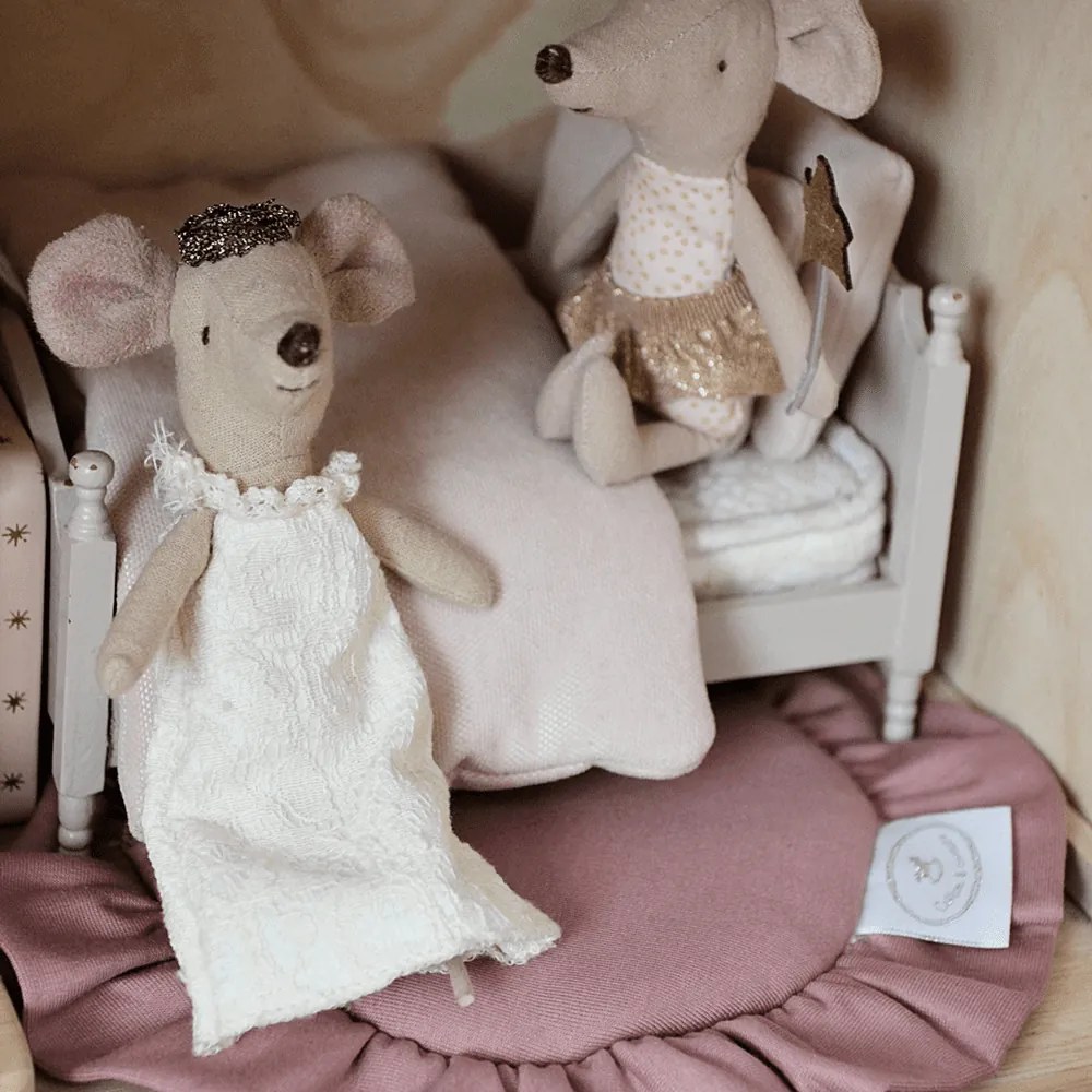 Mini podložka s volánom sýto ružová