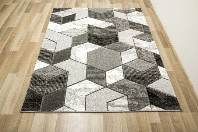 Koberec Amelia B101B geometrický, sivý