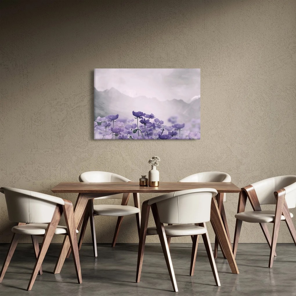 Obraz - Fialové kvety v horách (90x60 cm)
