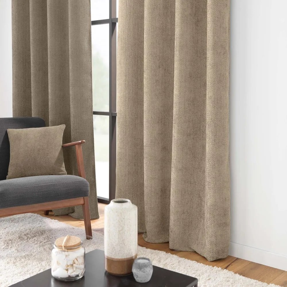 Svetlohnedý záves zo ženilky 140x260 cm Leo – douceur d'intérieur