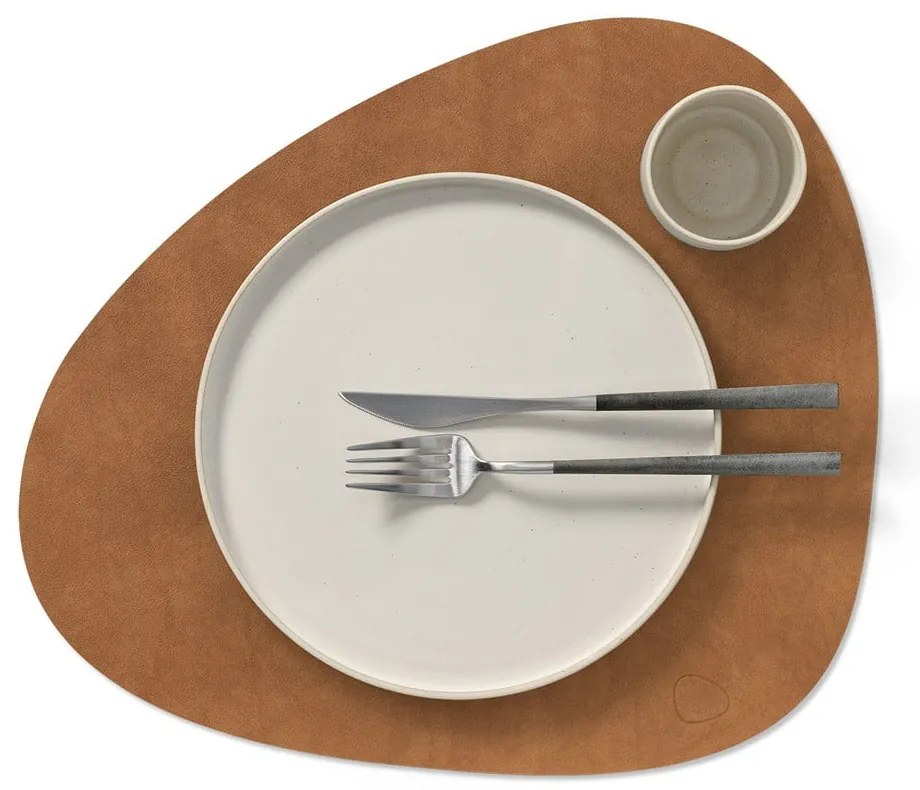 Prestieranie z eko kože 37x44 cm Curve L Nupo – LIND DNA