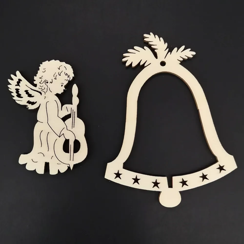 AMADEA Drevená ozdoba 3D zvonček - anjel s basou 9 cm
