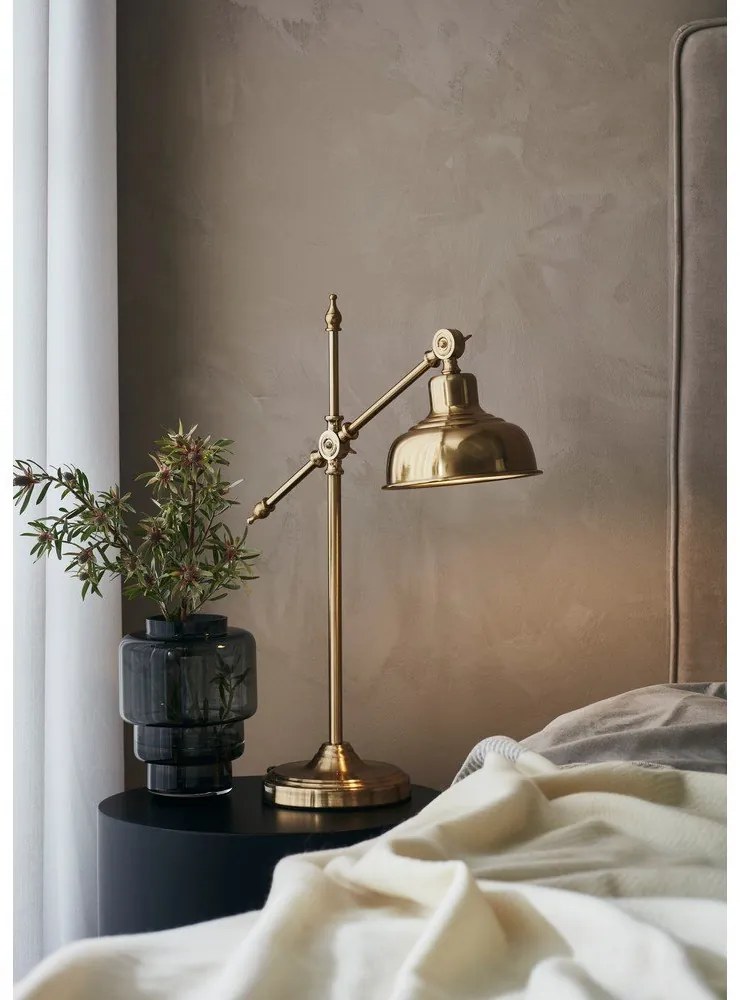 Stolová lampa v zlatej farbe Markslöjd Grimstad