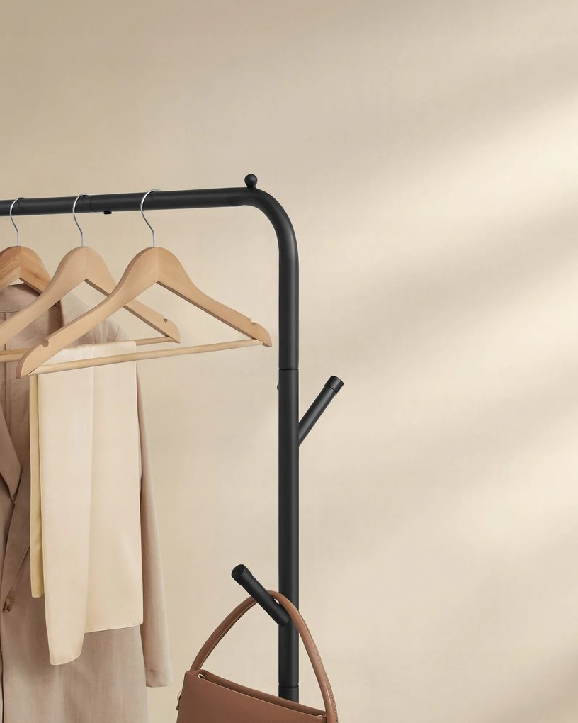 Pojízdný výškově nastavitelný stojan na oblečení Hocker černý