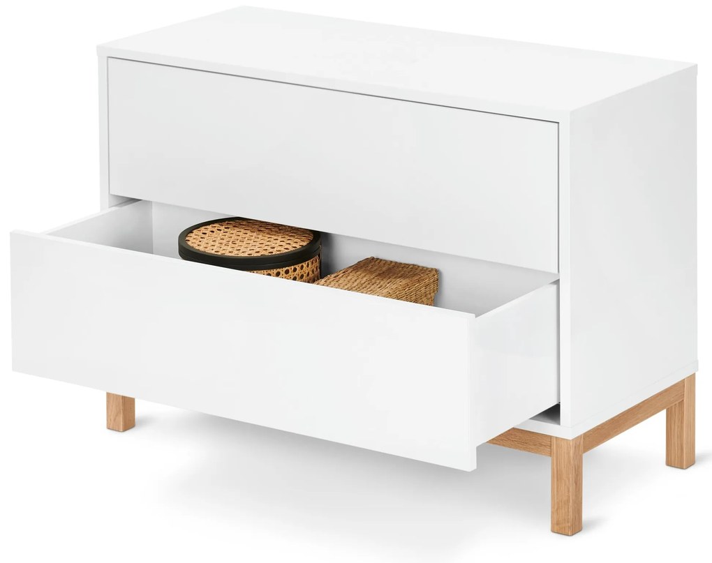 Komoda s plytkými zásuvkami