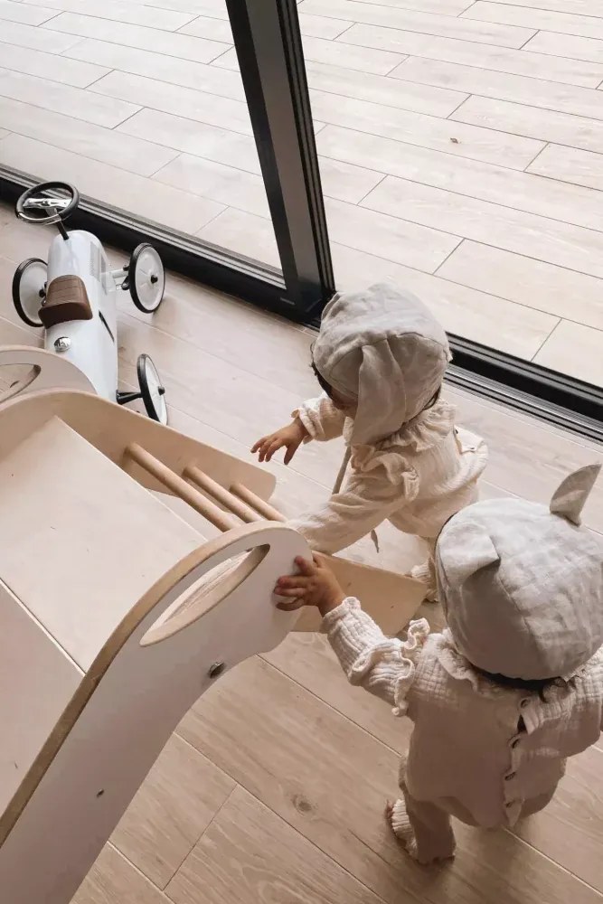 Drevená skladacia šmýkačka pre deti – bezpečná zábava do izby aj herne