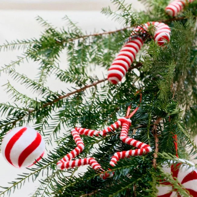 Závesná vianočná dekorácia TWINKLE Candy Cane 714207