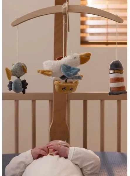 Little Dutch - Hudobný kolotoč nad postieľku námornícky záliv