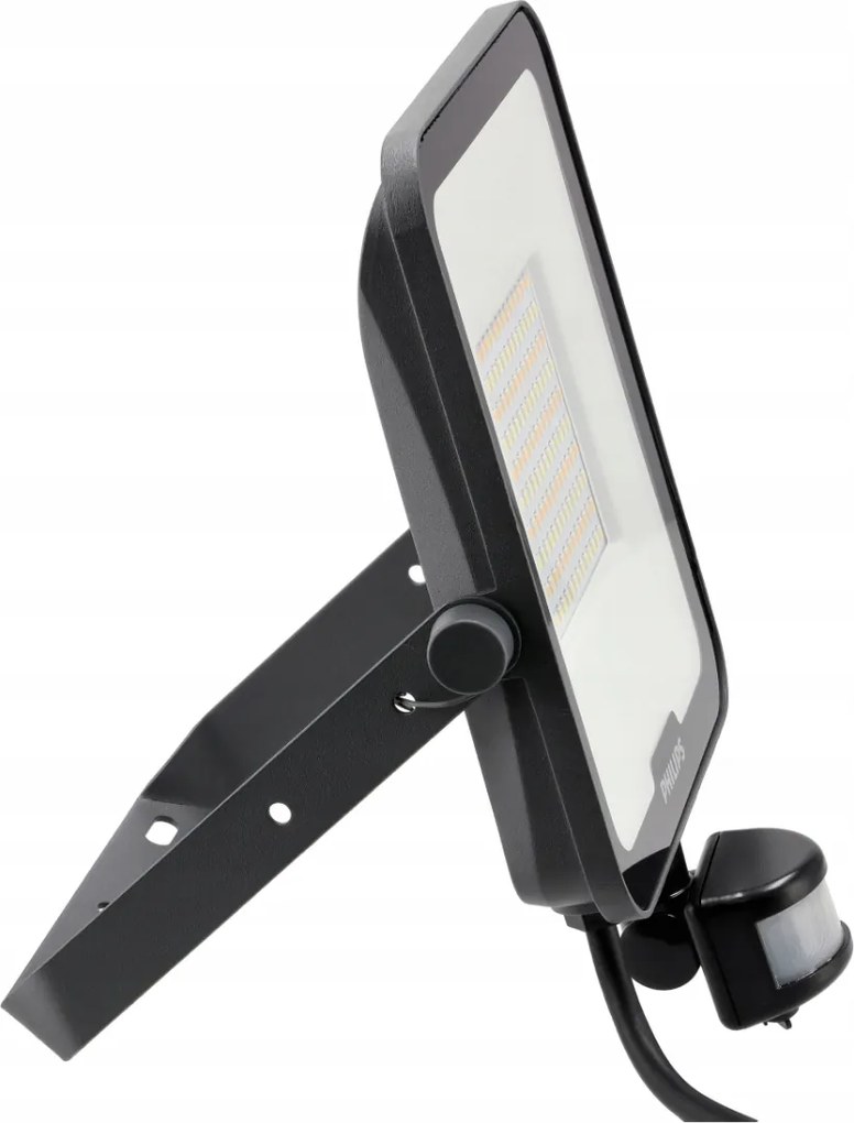 LED reflektor Philips 50W 6000lm CCT s pohybovým senzorom