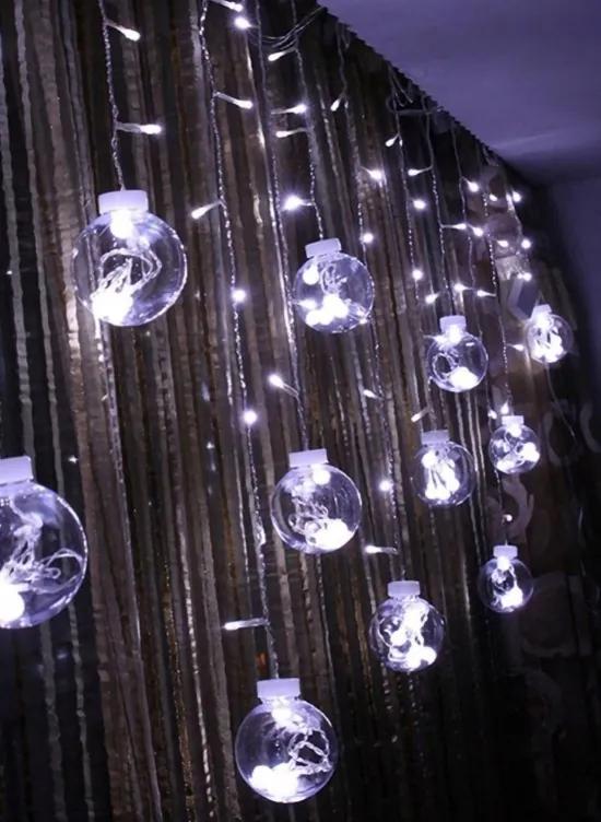 Vianočné osvetlenie - svetelný záves 108 LED | studená biela