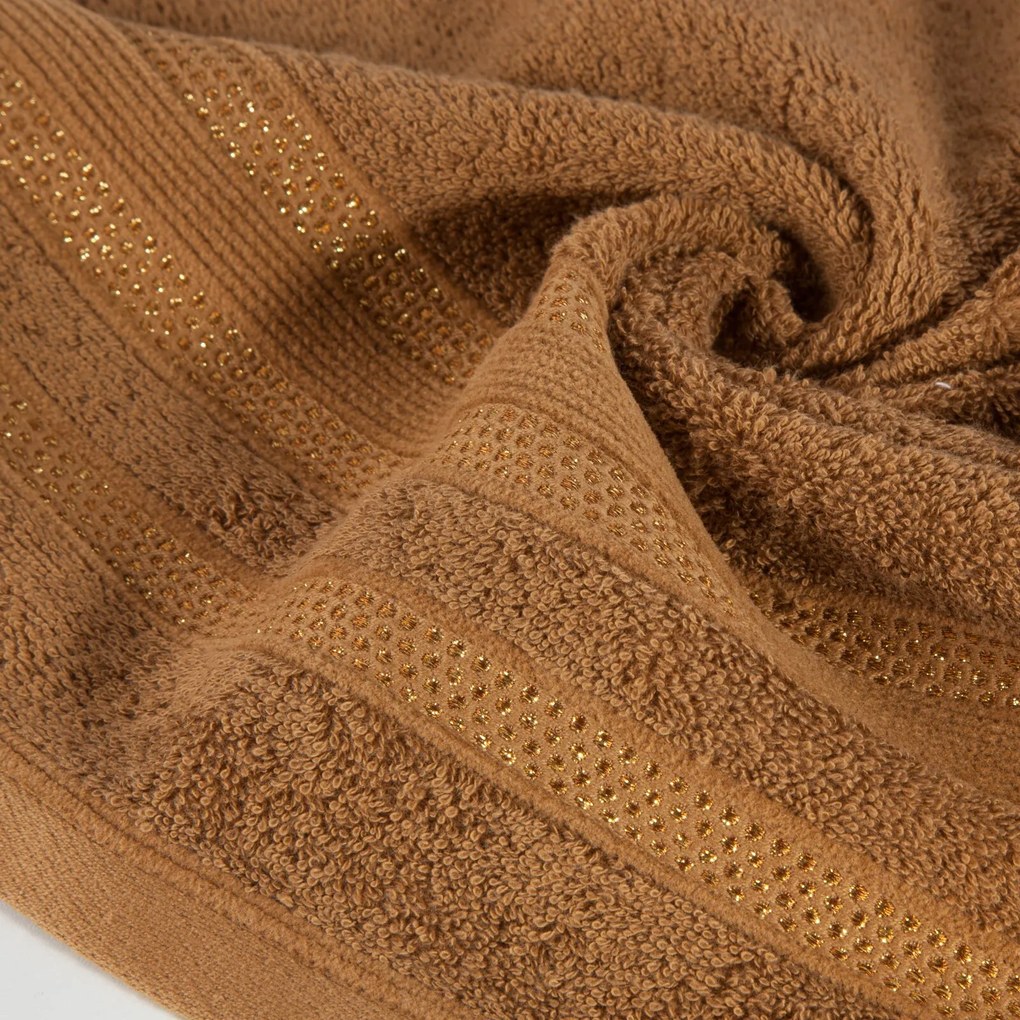 BAVLNENÝ UTERÁK JUDY 70X140 CM HNEDÁ